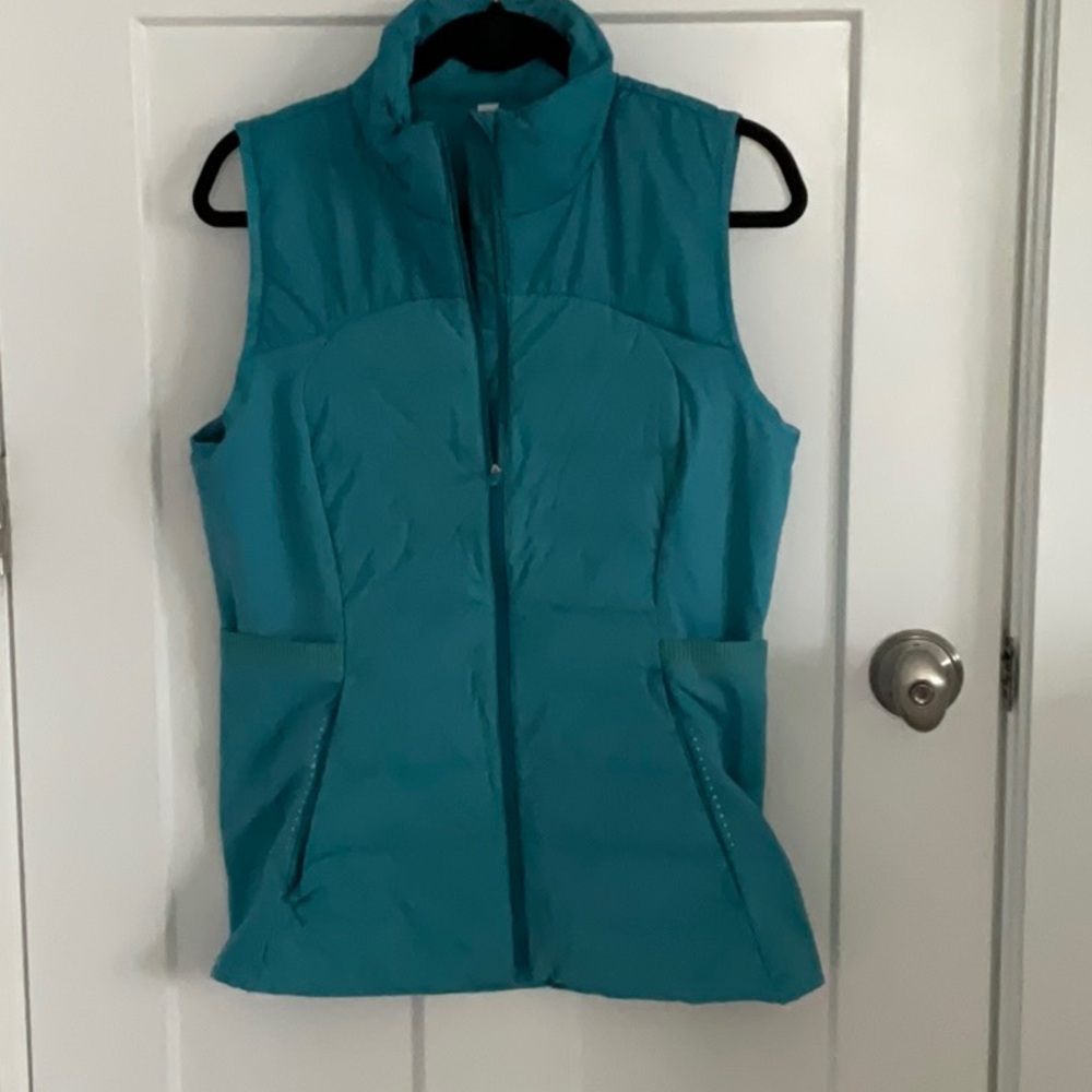 Women's Teal Lululemon vest size 12